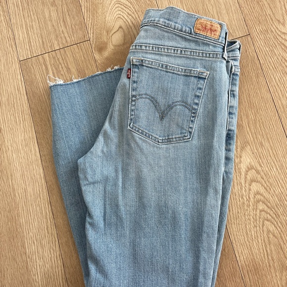 midrise levi’s bootcut 515 light wash denim size 8 - Picture 1 of 3